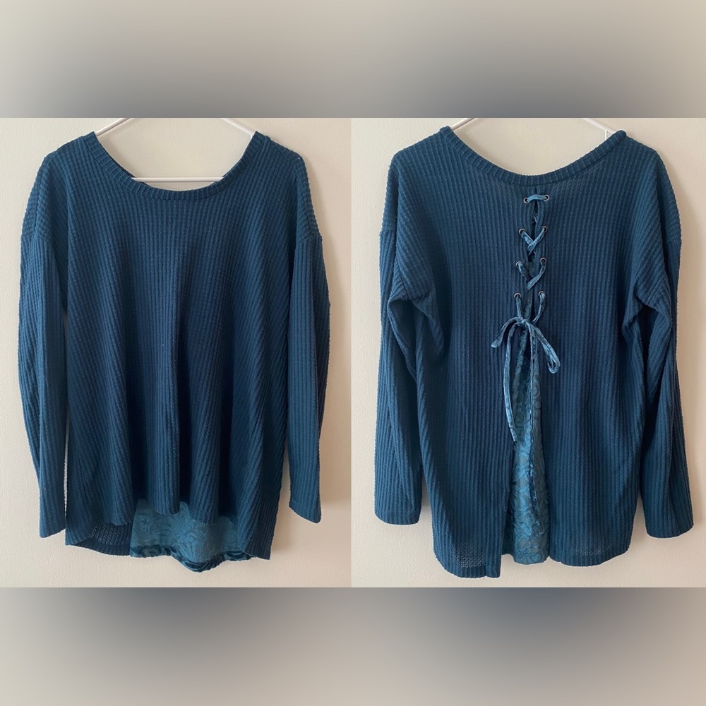 Target Knox Rose Women’s Waffle Knit Long Sleeve Shirt with Lace Up Back - M